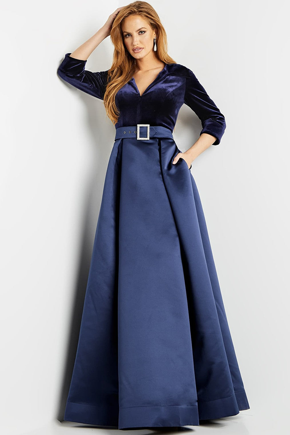 Three quarter sleeve evening gown 22563