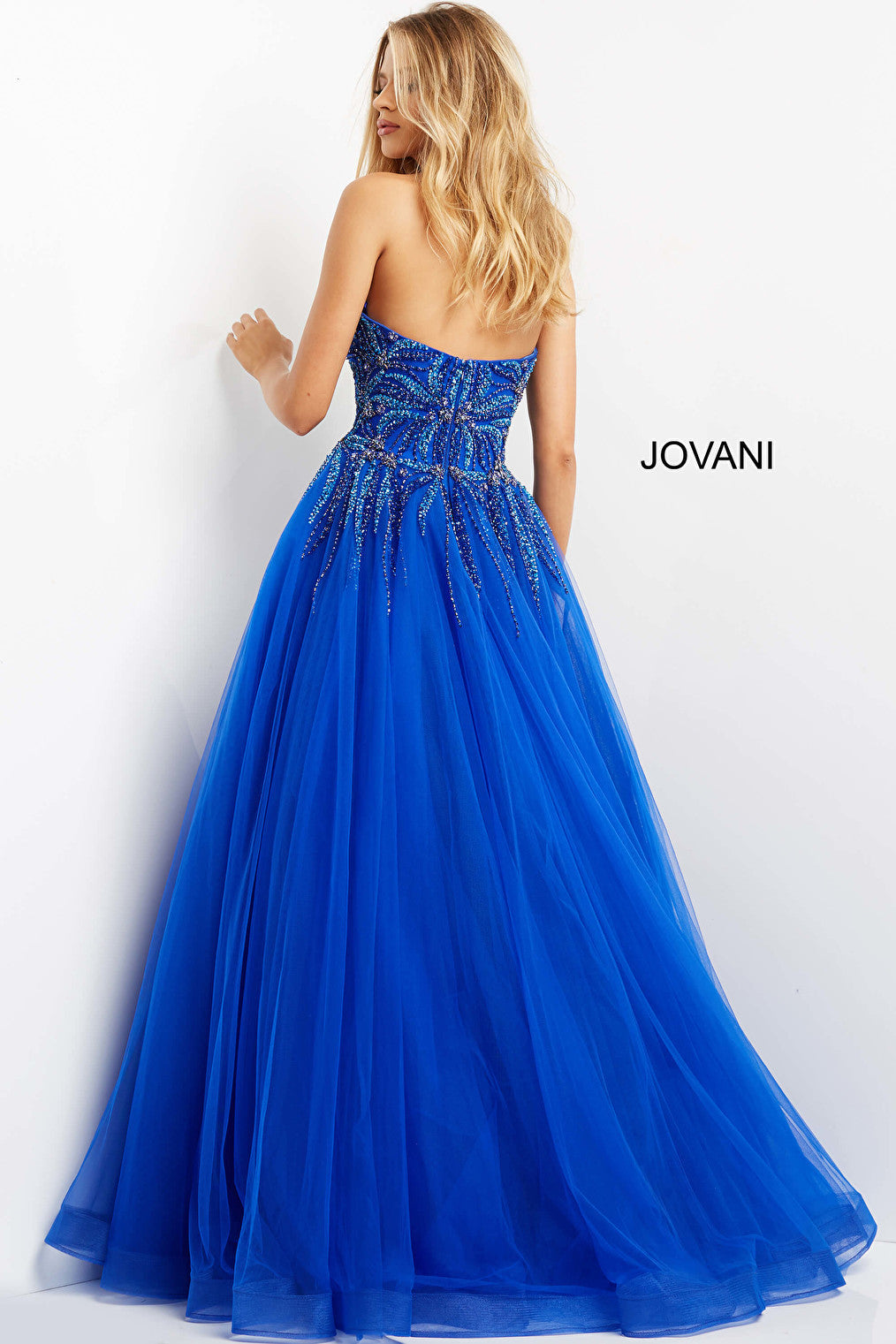 A line tulle Jovani gown 07946