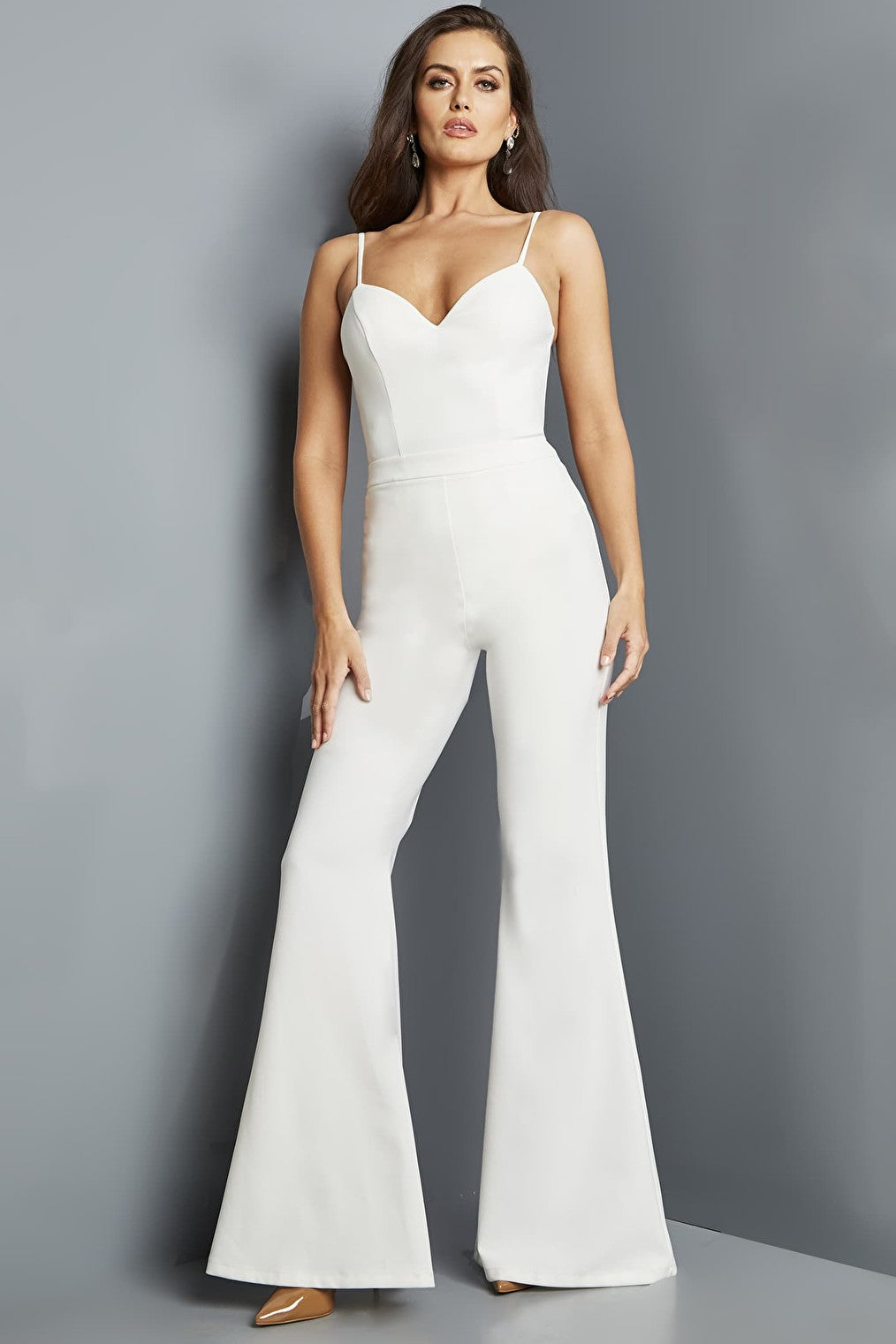 white sweetheart neck jumpsuit 09381
